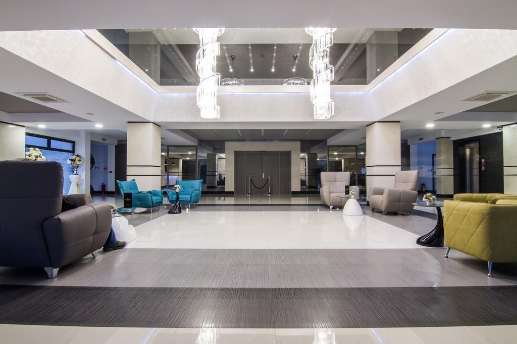 Gardenia Hotel & Spa Veles Extérieur photo Lobby